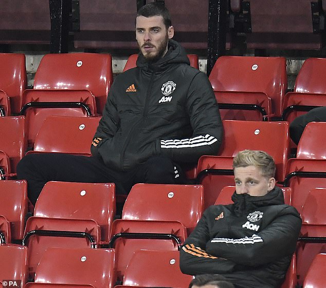 El Manchester United no reutilizó a Donny van de Beek y finalmente invitó a Jadon Sancho a unirse